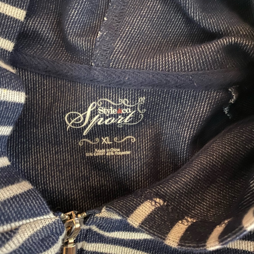 Sweatshirt - Picture 2 of 2